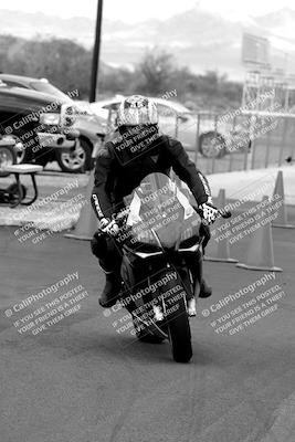 media/Mar-20-2023-Moto Forza (Mon) [[d0bbc59e78]]/Around the Pits/
